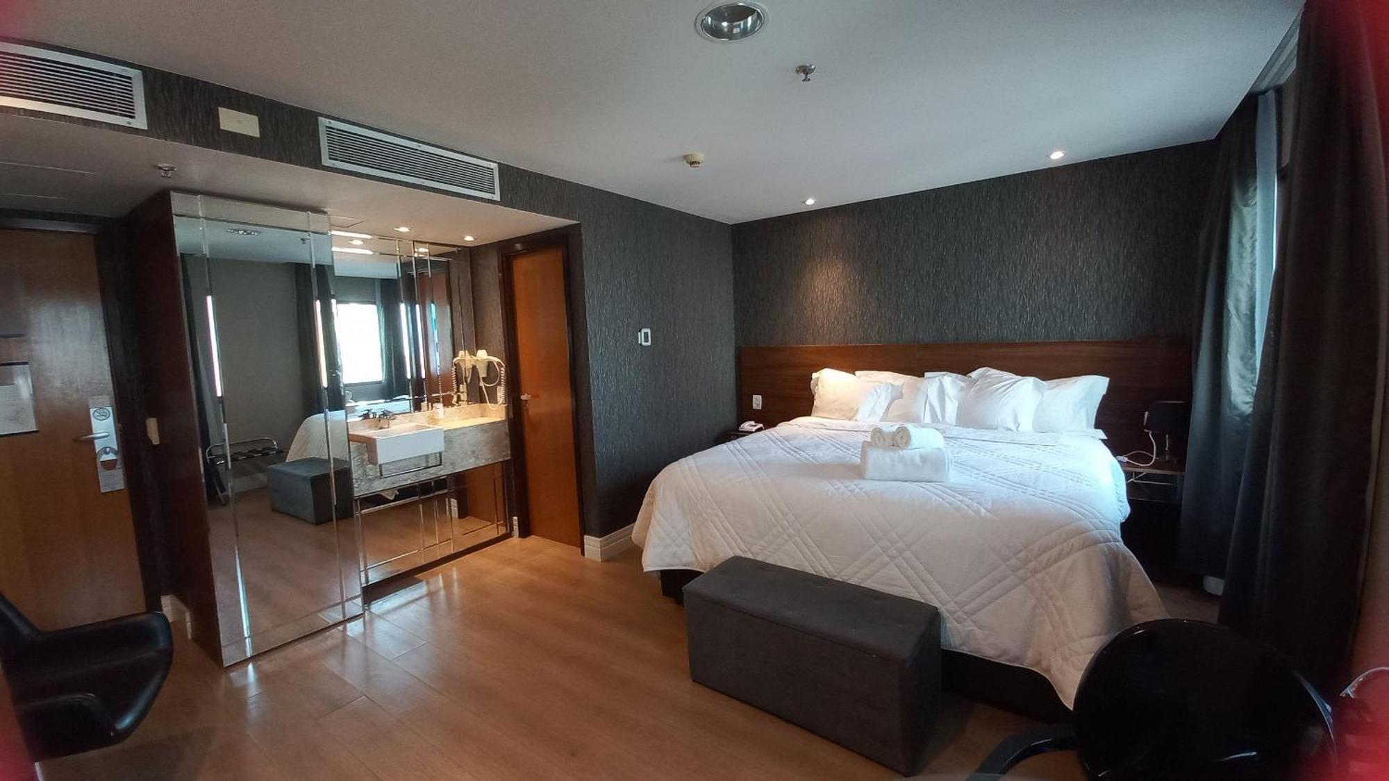Flat No Bourbon Ibirapuera Moema 4* São Paulo